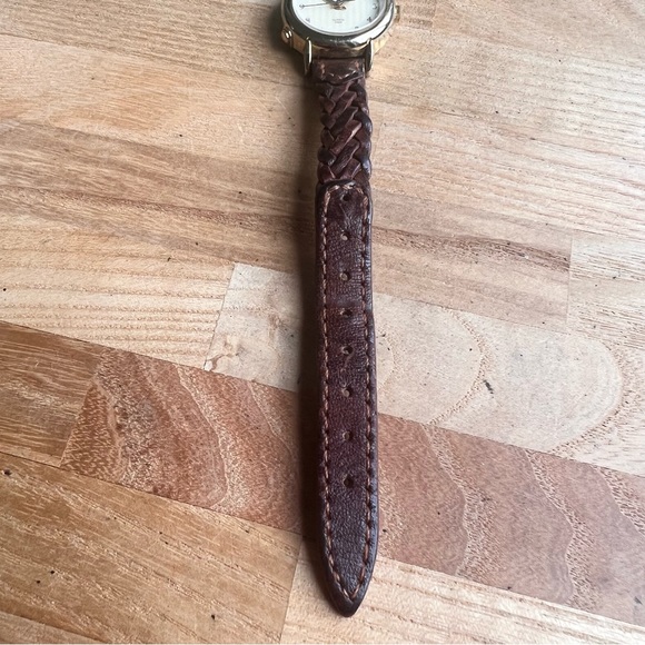 Timex cr 1216 cell ladies Indiglo brown braided leather watch NEW BATTERY - Picture 5 of 7